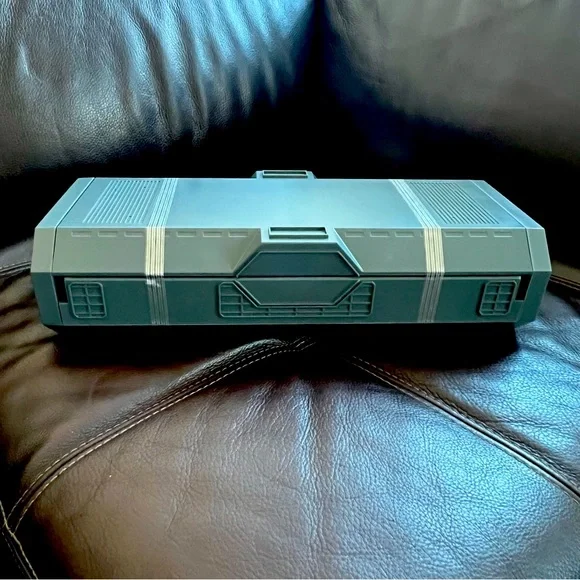 Star Wars Galaxy's Edge Ahsoka Tano Clone Wars Legacy Lightsabers and Blades Set - Picture 12 of 16